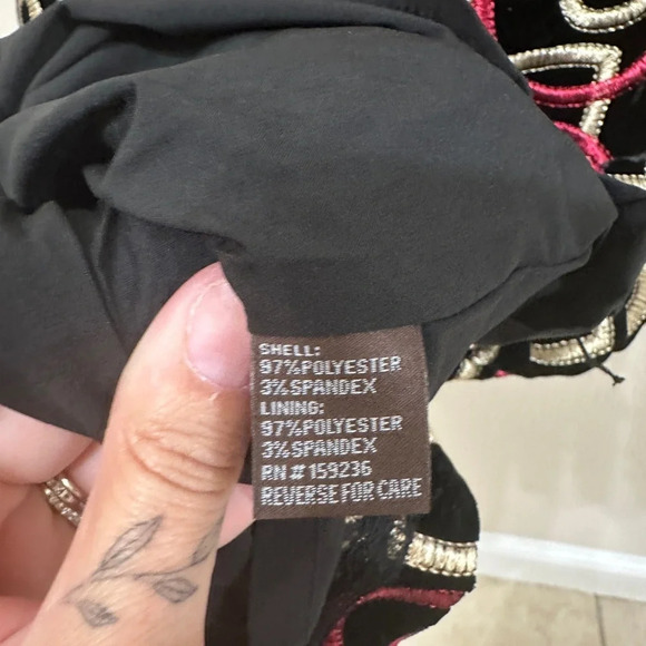 J. McLaughlin | Velvet Embroidered Holiday Dress | Size 14 - Picture 4 of 7